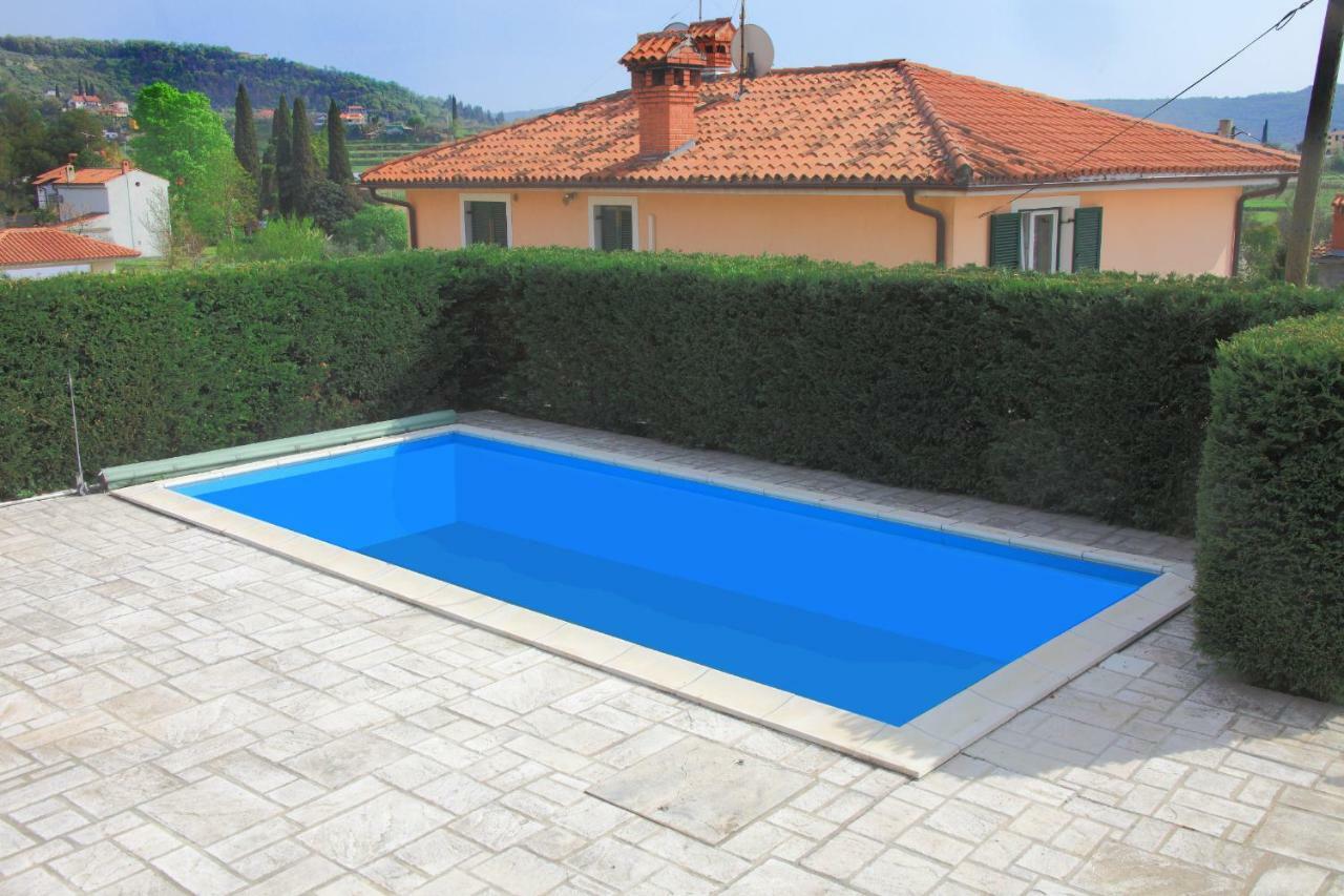 Spacious Villa In Parecag With A Swimming Pool Secovlje Exterior photo