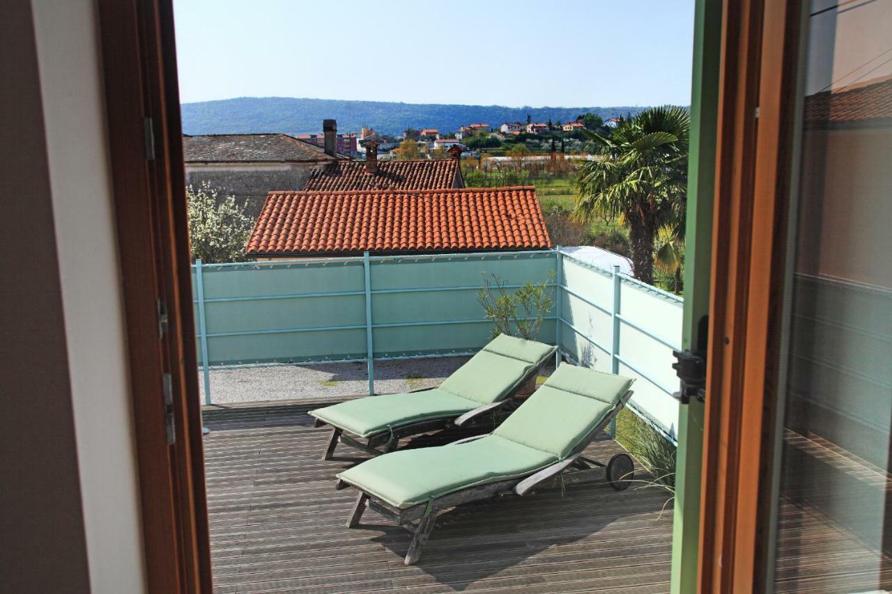 Spacious Villa In Parecag With A Swimming Pool Secovlje Exterior photo